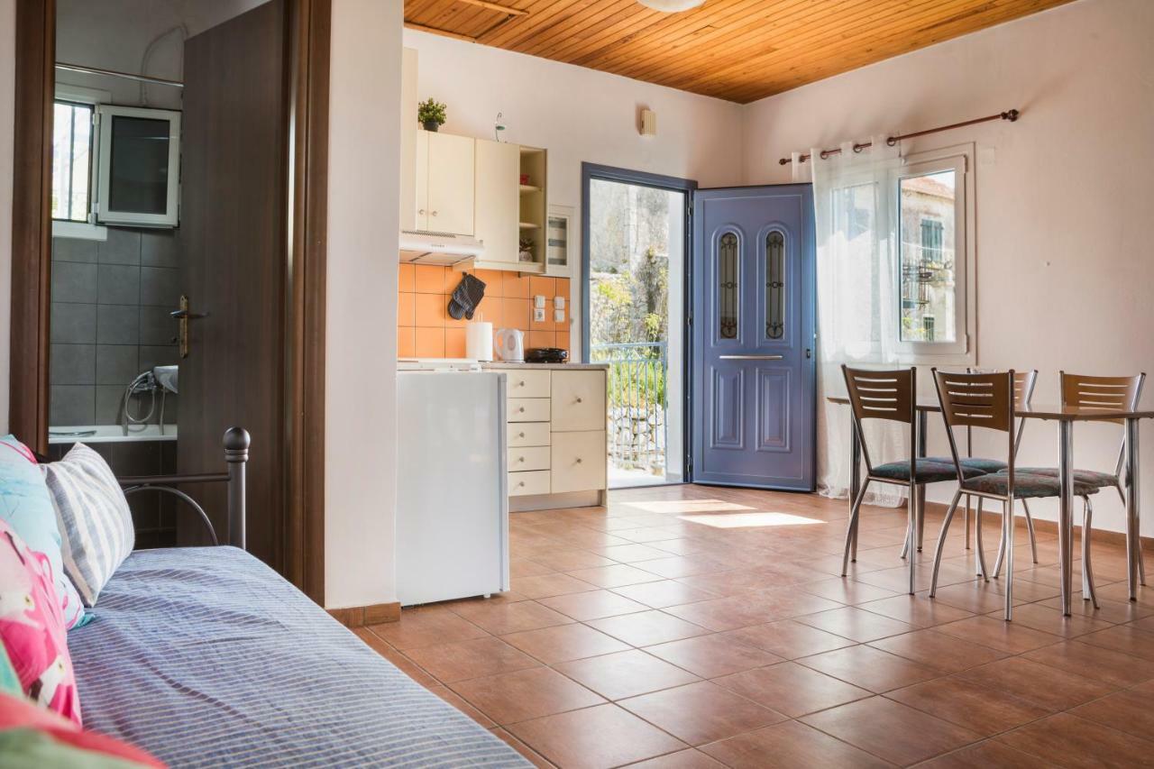 Casa Tselente Apartment Katsarata Bagian luar foto
