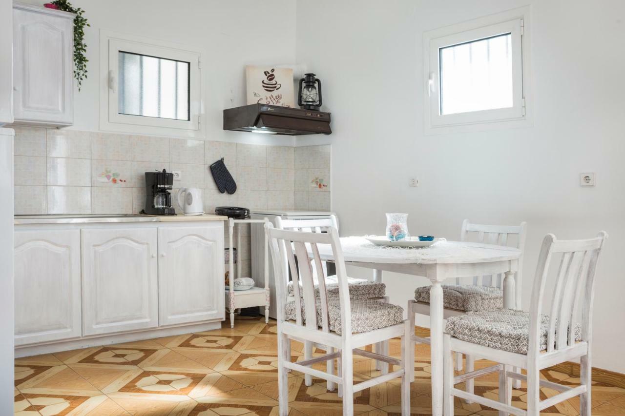 Casa Tselente Apartment Katsarata Bagian luar foto